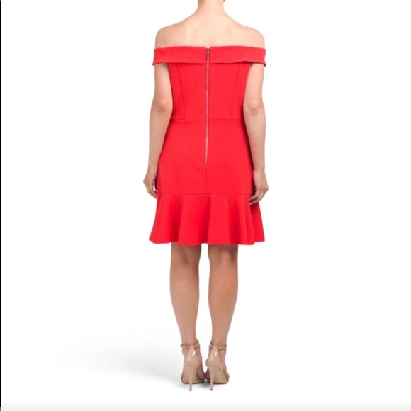 Abs Collection Off the shoulder dress - Picture 2 of 2